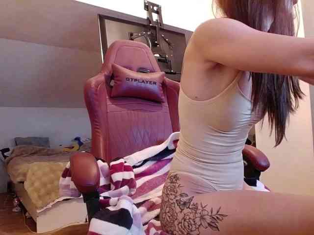 MaraBliss922 webcam