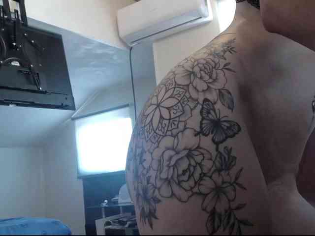MaraBliss922 webcam