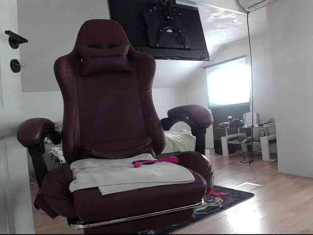 MaraBliss922 webcam