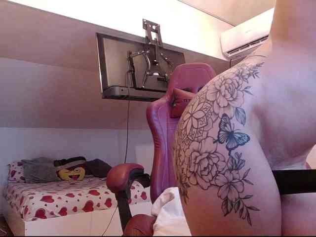 MaraBliss922 webcam