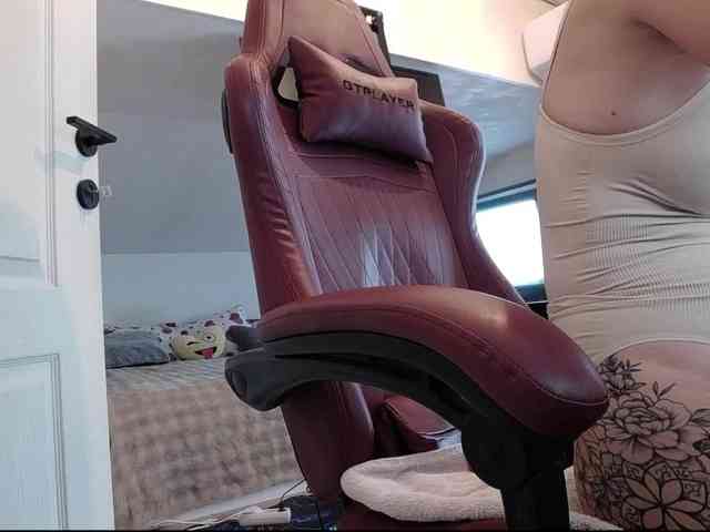 MaraBliss922 webcam