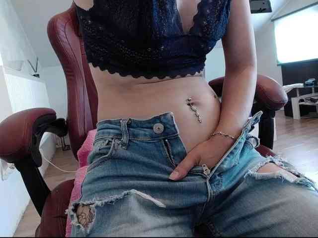 MaraBliss922 webcam
