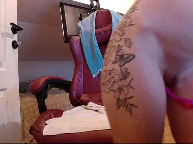MaraBliss922 webcam