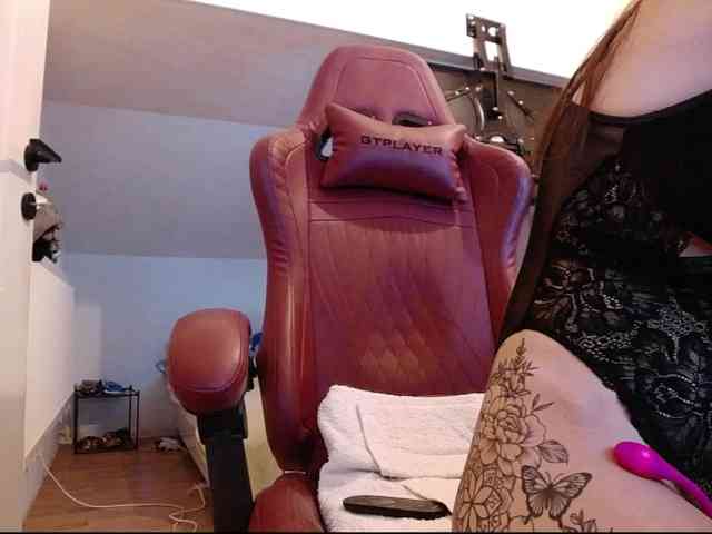 MaraBliss922 webcam