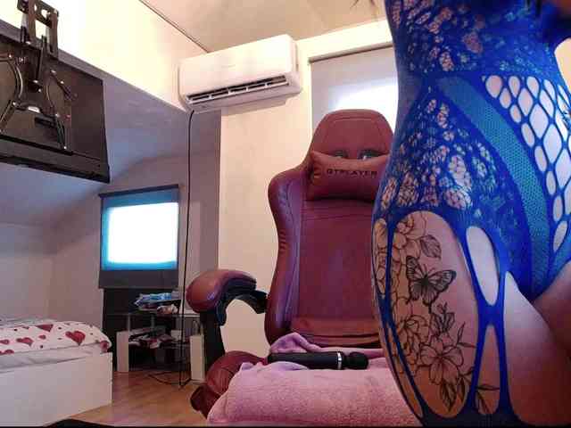 MaraBliss922 webcam
