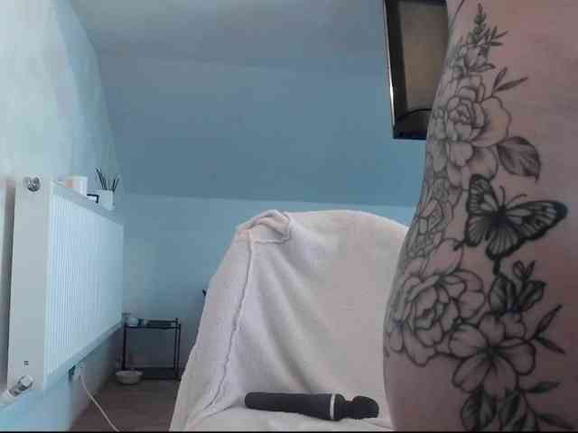 MaraBliss922 webcam