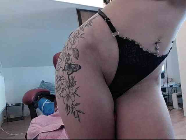 MaraBliss922 webcam