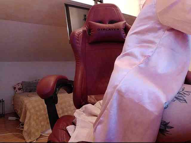 MaraBliss922 webcam