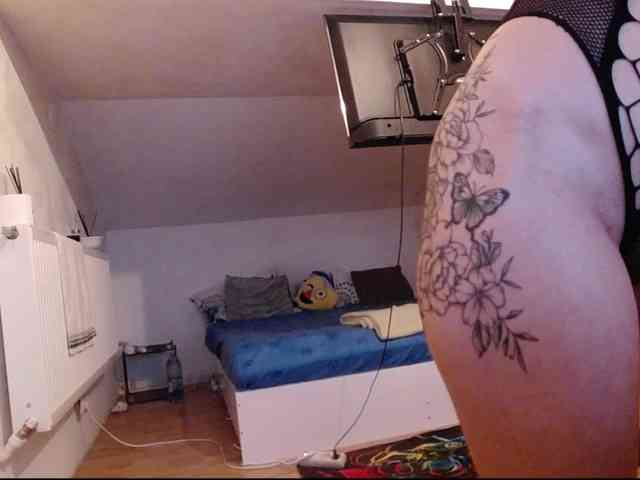 MaraBliss922 webcam