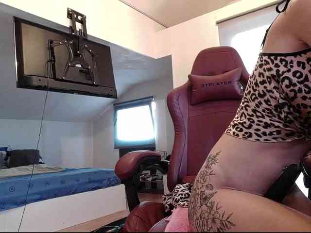 MaraBliss922 webcam