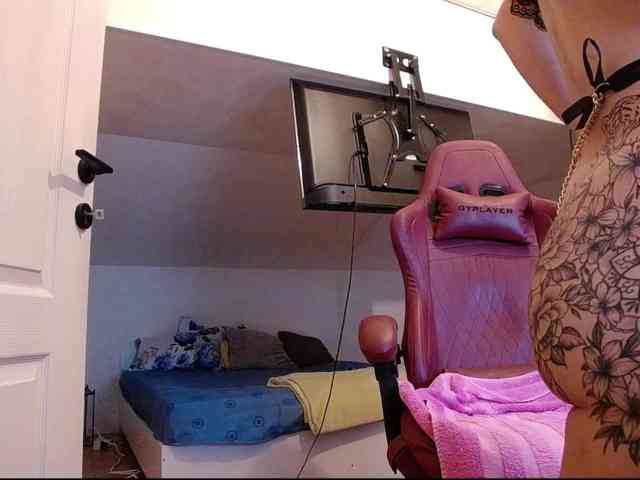 MaraBliss922 webcam