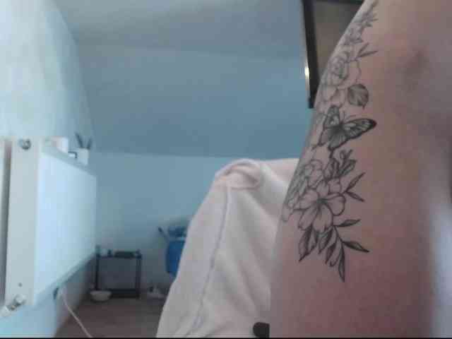 MaraBliss922 webcam
