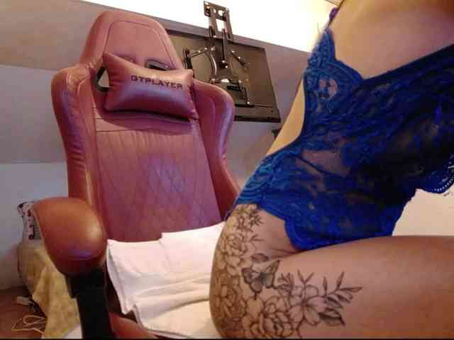 MaraBliss922 webcam