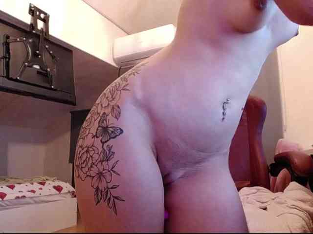 MaraBliss922 webcam