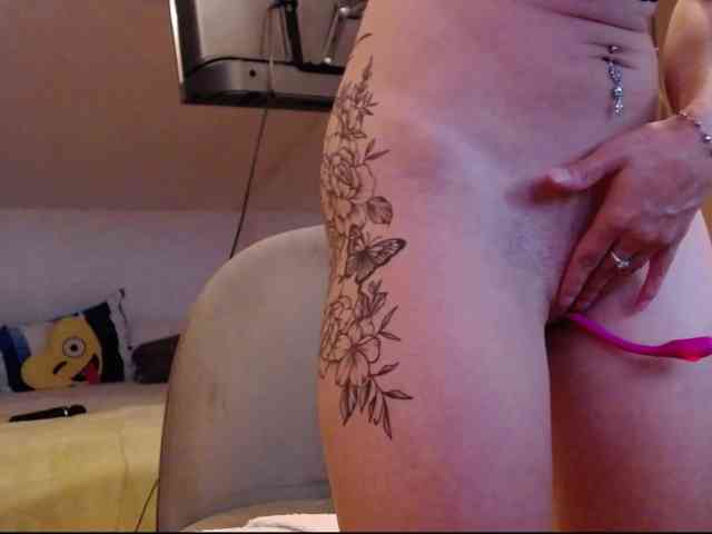 MaraBliss922 webcam