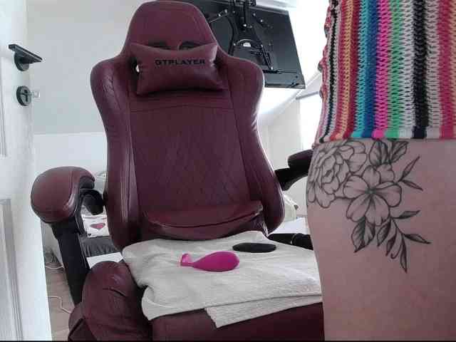 MaraBliss922 webcam