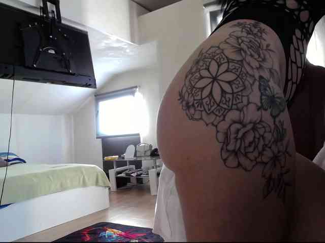 MaraBliss922 webcam