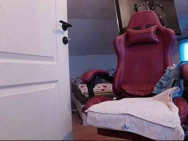 MaraBliss922 webcam