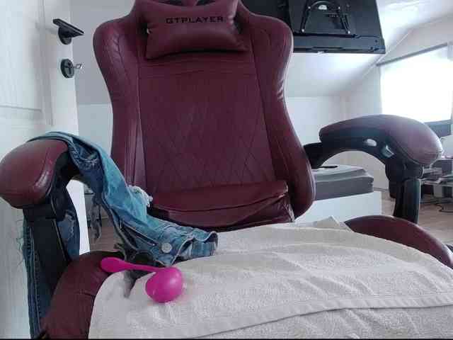 MaraBliss922 webcam