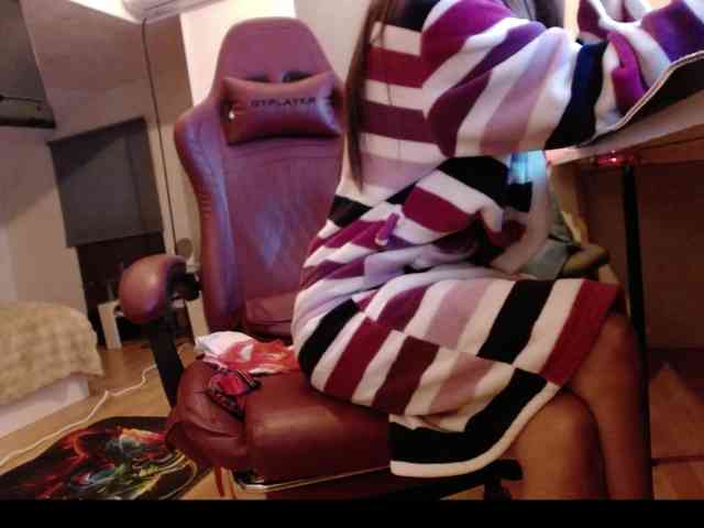 MaraBliss922 webcam