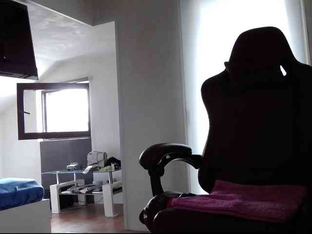 MaraBliss922 webcam