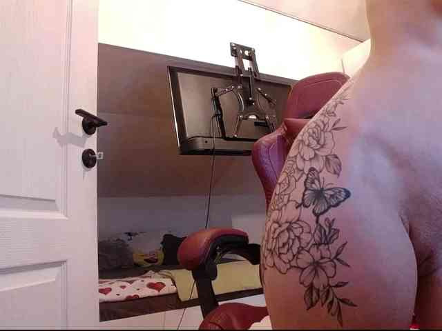 MaraBliss922 webcam