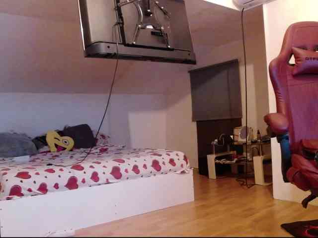 MaraBliss922 webcam