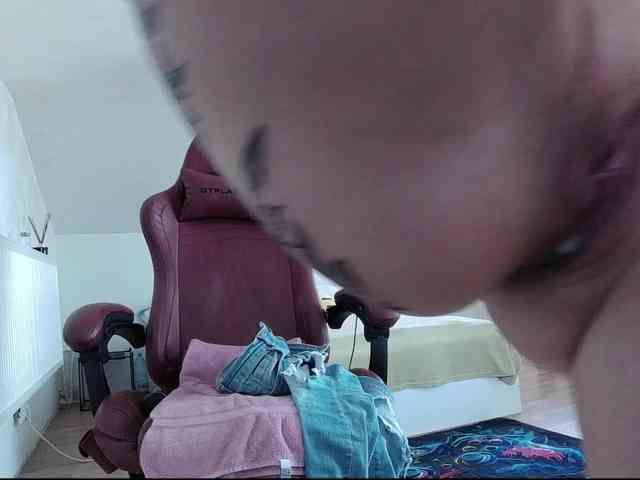 MaraBliss922 webcam