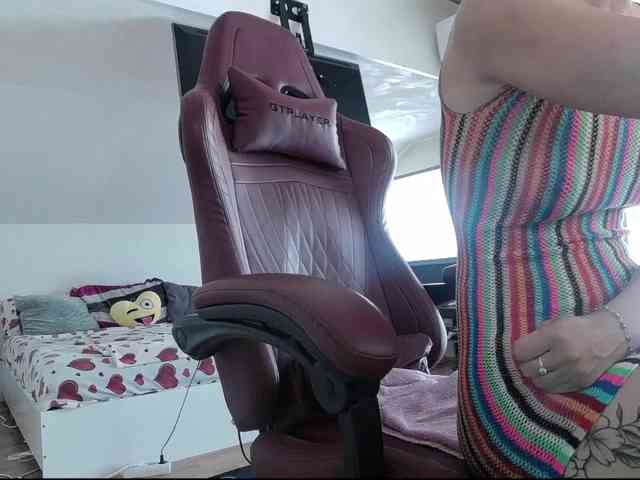 MaraBliss922 webcam