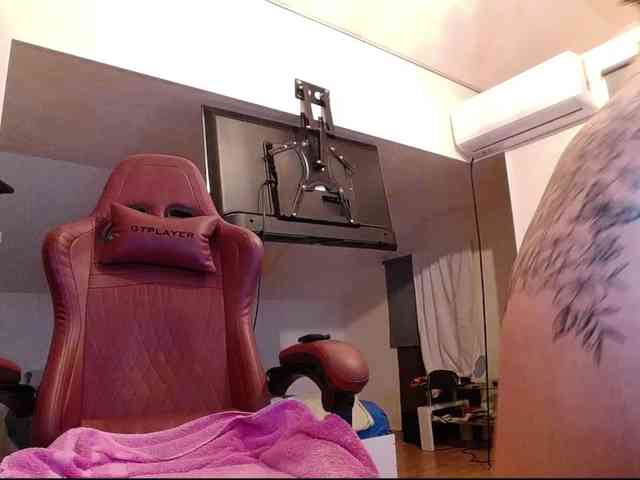 MaraBliss922 webcam
