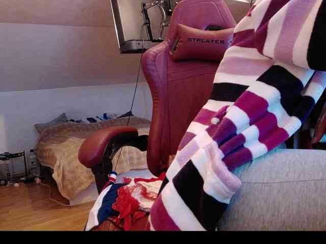 MaraBliss922 webcam