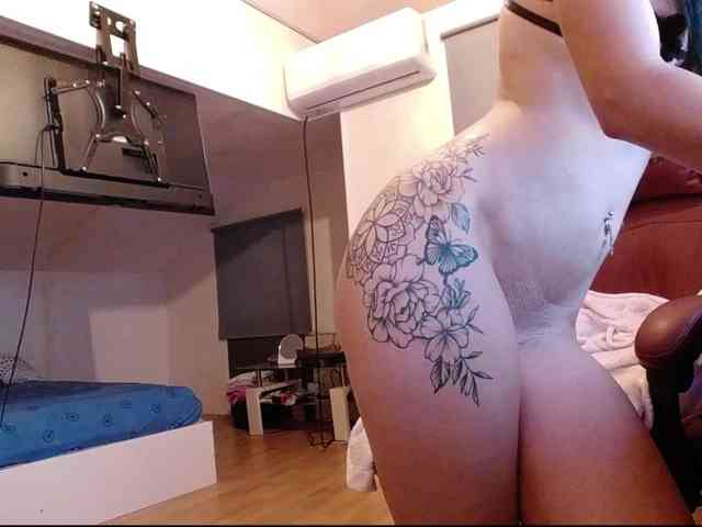 MaraBliss922 webcam
