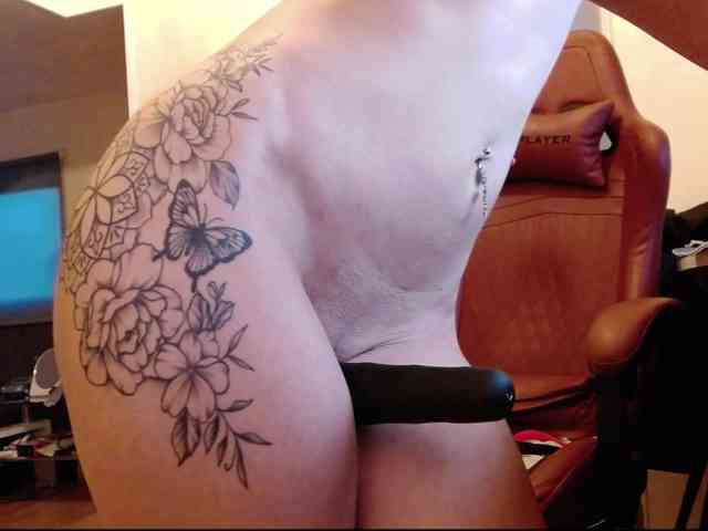 MaraBliss922 webcam