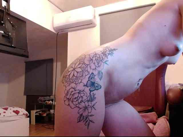 MaraBliss922 webcam