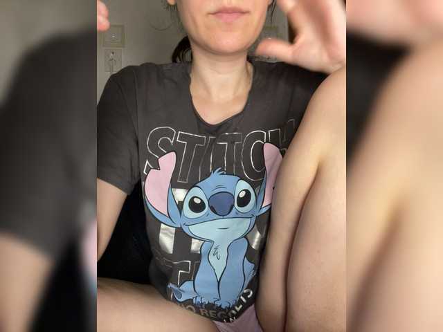 LoverNixi live cam on BongaCams