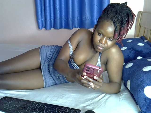 Beautyjaya2 live cam on BongaCams