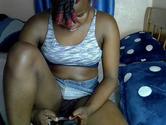 Beautyjaya2 live cam on BongaCams