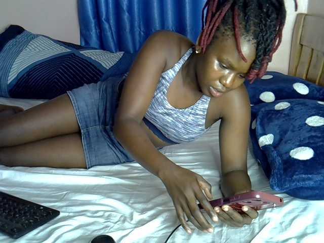Beautyjaya2 live cam on BongaCams