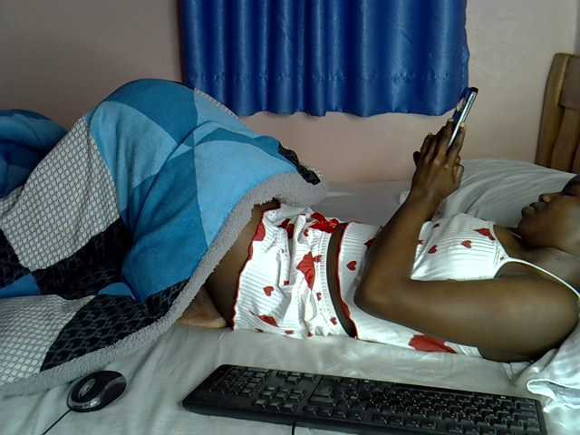 Beautyjaya2 live cam on BongaCams