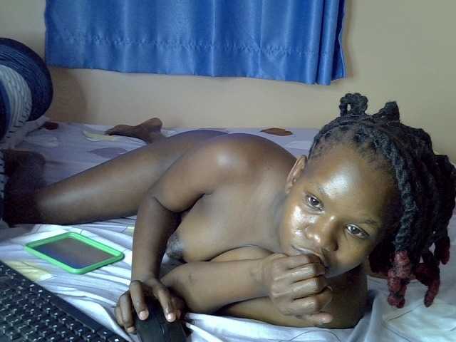 Beautyjaya2 live cam on BongaCams