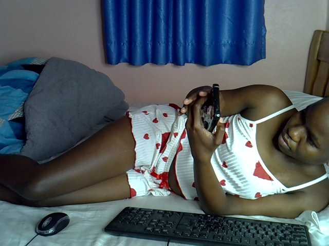 Beautyjaya2 live cam on BongaCams