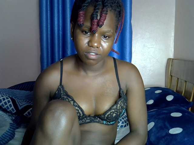 Beautyjaya2 live cam on BongaCams