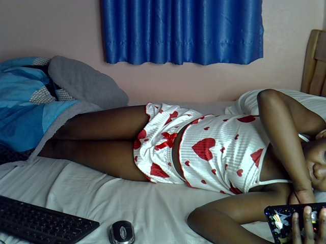 Beautyjaya2 live cam on BongaCams