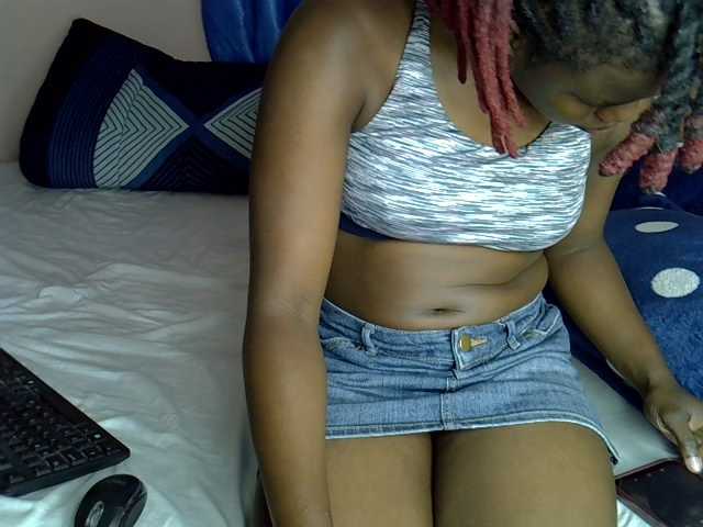 Beautyjaya2 live cam on BongaCams