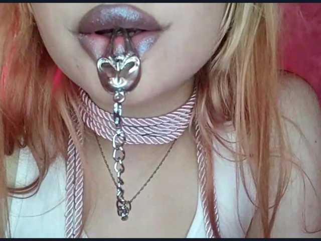 TinaTil live cam on BongaCams