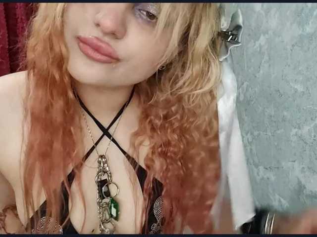 TinaTil live cam on BongaCams