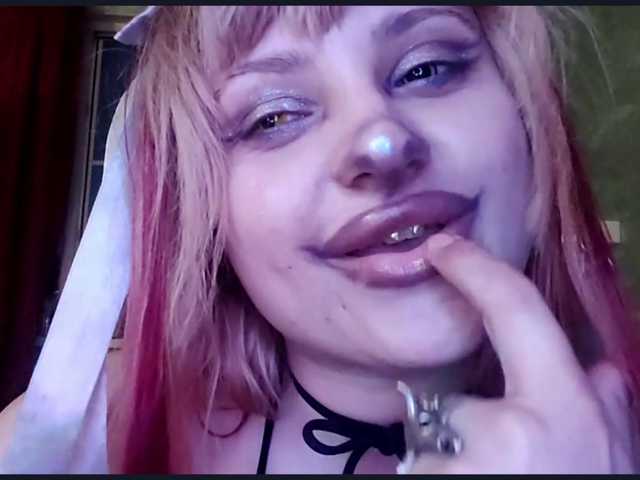TinaTil live cam on BongaCams