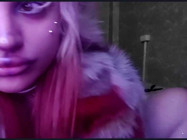 TinaTil live cam on BongaCams