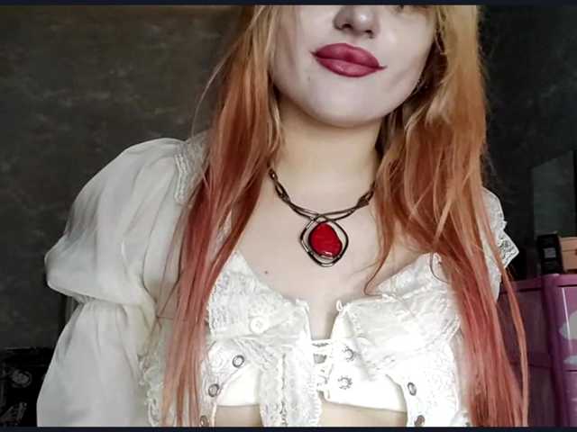 TinaTil live cam on BongaCams