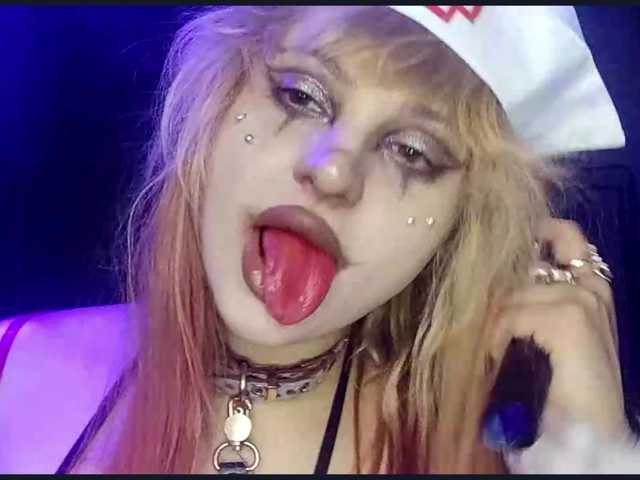 TinaTil live cam on BongaCams